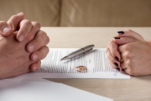 Uncontested divorce can be a good option for both people