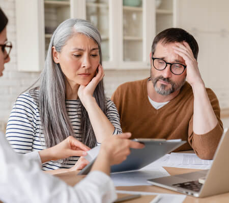 couple going through divorce